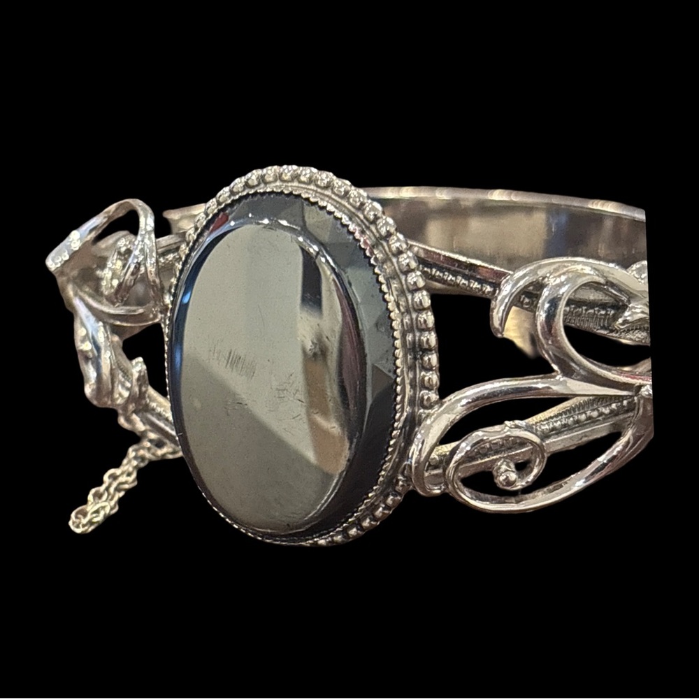 Vintage Silver Whiting & Davis Black Glass Oval Stone Hinged